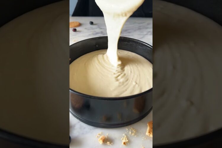 *YUMMIEST* EGGLESS BLUEBERRY CHEESECAKE AT HOME | HOW TO MAKE CHEESECAKE AT HOME  #shorts