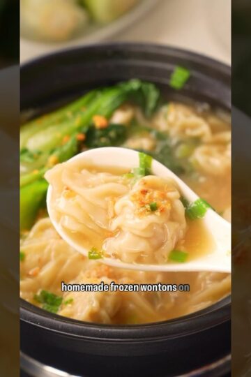 Easy Wonton Soup done in one pot under 15 minutes- delicious comfort meal perfect for soup season.