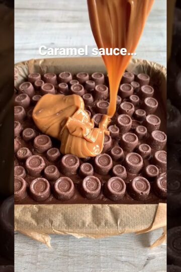 6-layer Caramel Brownie
