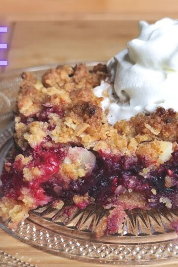 Crumble aux fruits rouges -- Food is Love