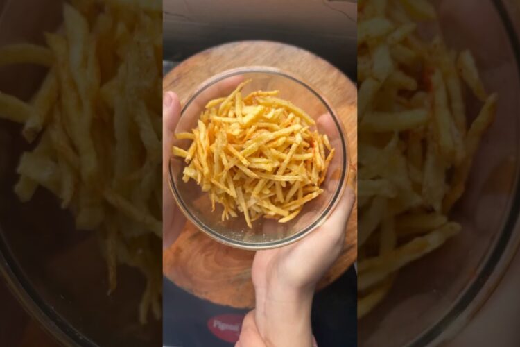Easiest Aloo Snacks Recipe🥔#shorts #youtubeshorts #potato #trending #easysnacks #shortvideo