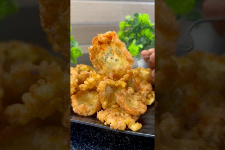 💢💥 Egg pakkoda | 5 Min snacks with less ingredients | Easy and tasty 😋🤩 #shorts #eggsnacks 💢