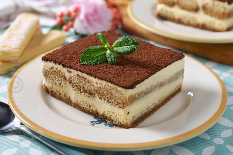 Tiramisu fara oua crude - reteta perfecta de tiramisu cremos si delicios
