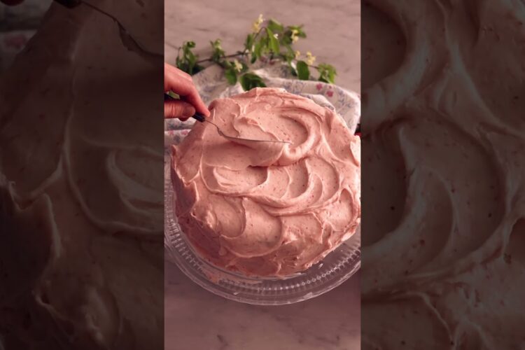 Strawberry Cake!