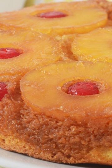 Pineapple Upside Down Cake Recipe Demonstration - Joyofbaking.com
