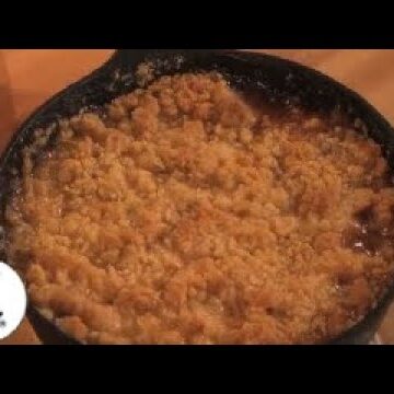 Classic Apple Crisp | Emeril Lagasse
