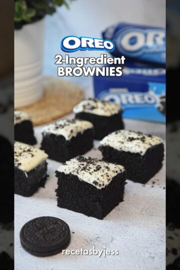 2-Ingredient Oreo BROWNIES in the microwave! 💙 #easyrecipe #2ingredients #recipe #recipes #oreo