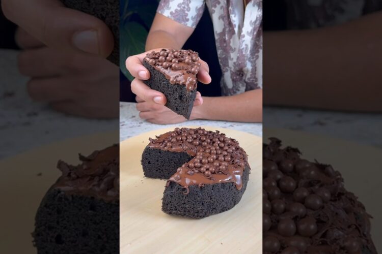 Easy No - Oven Chocolate Cake!!