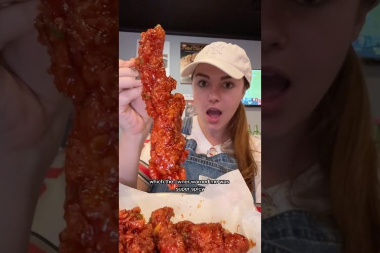 Everything I ate at the best fried chicken restaurant in Ohio! #foodie #shorts #friedchicken #ohio