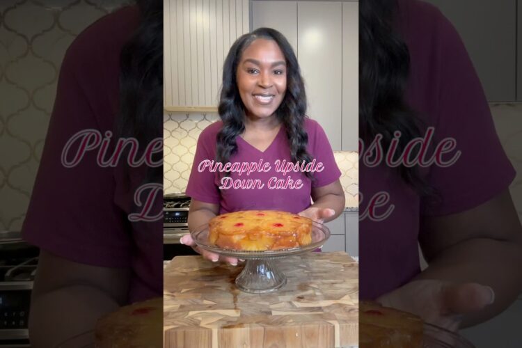 Pineapple Upside Down Cake #recipe #pineappleupsidedowncake #pineapplecake