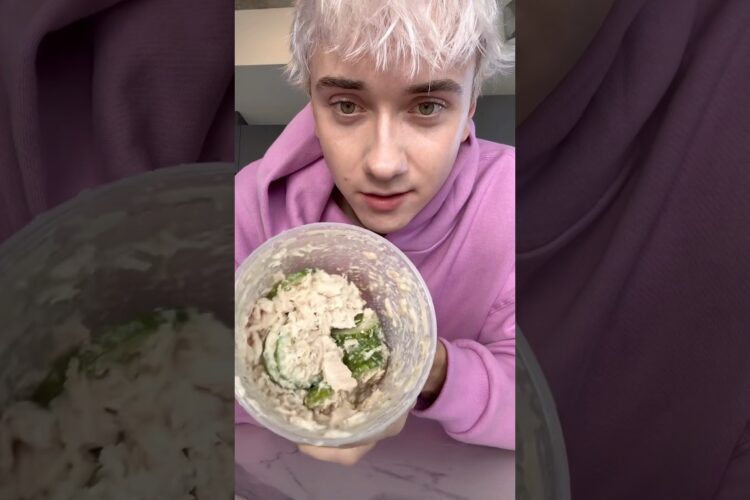 Tuna mayo cucumber salad