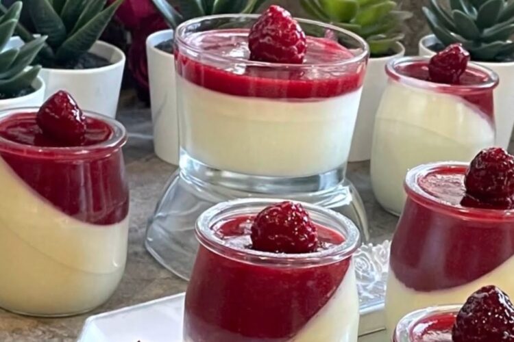 La vrai recette de Panna cotta - c’est la meilleure recette simple et rapide