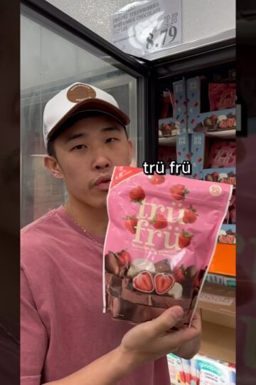 Tru Fru - Chocolate covered Strawberries #chocolate #strawberry #costco