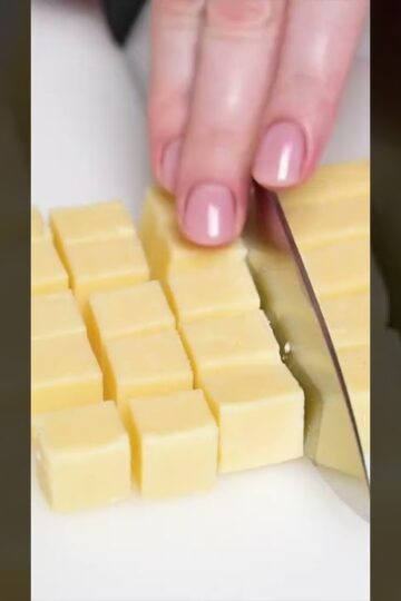 Keto Popcorn (Cheese Puffs Recipe)