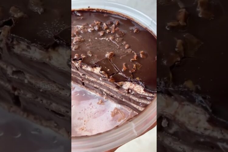 Chocolate cake #chocolatecake #food #foodie #foodshorts #fypyoutube #foryou #sweettooth