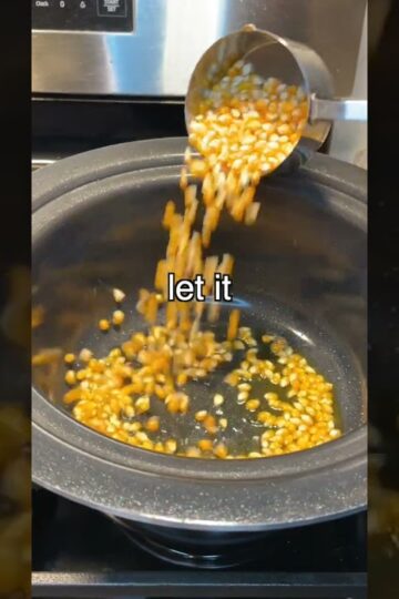 How To Make Movie Theater Popcorn