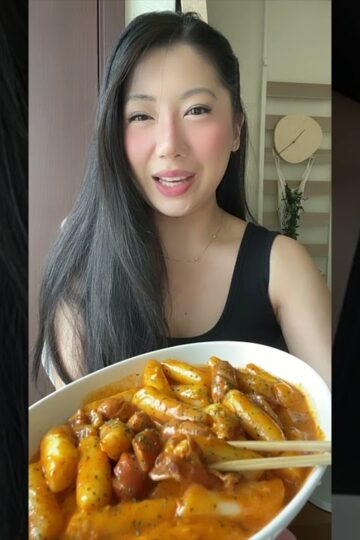 ROSE TTEOKBOKKI || a twist on traditional rice cakes || EASY KOREAN RECIPES