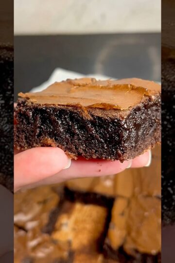 BROWNIE mais fácil e barato do mundo, com apenas 5 ingredientes 😱 #fy #receitas #bolos #brownie