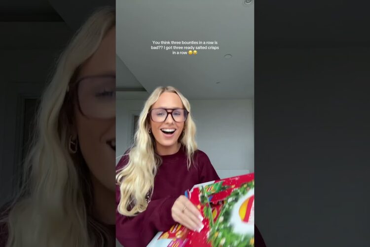 Three ready salted crisps in a row?!?! No way! #trywithcissy