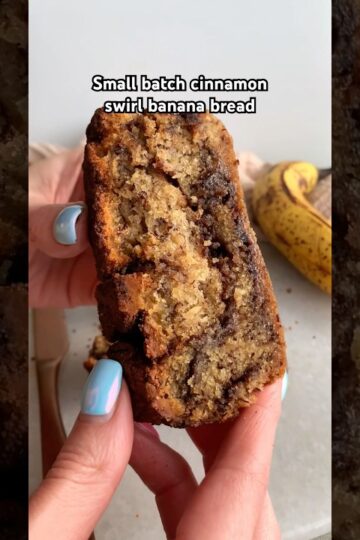 The moistest banana bread EVER 🍌