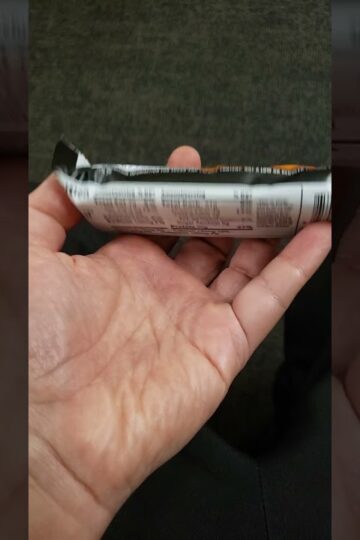 Barebells protein bar cookies and caramel flavor.