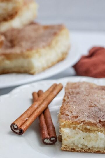 Simple Sopapilla Cheesecake Recipe