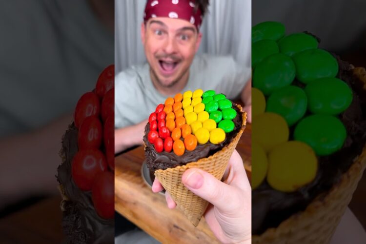 How to make the best CHOCOLATE CAKE ice cream for your friend?😎❤️🍰| CHEFKOUDY