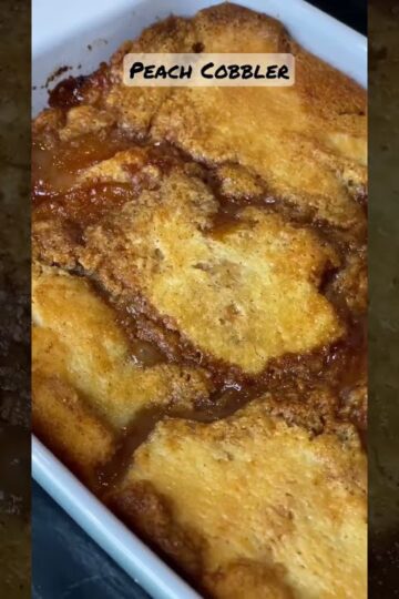 EASY SOUTHERN PEACH COBBLER | WITH COBBLER CRUST