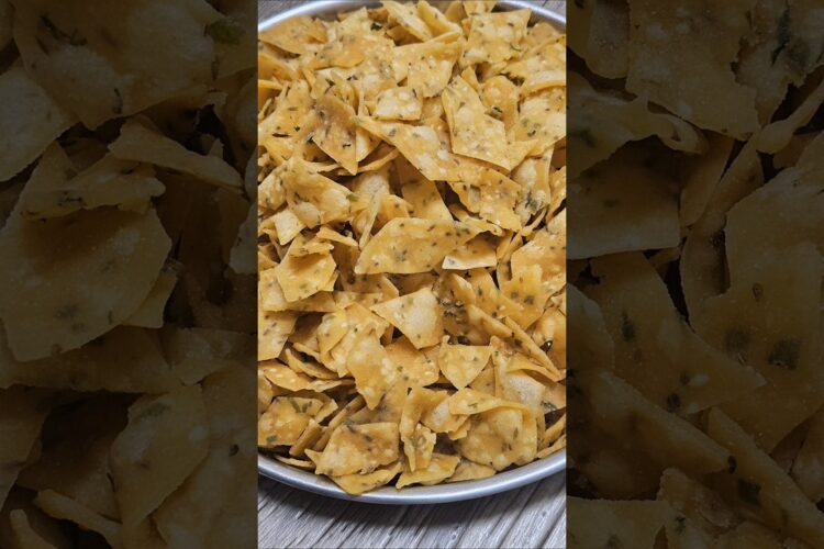 Spicy & Crispy Rice Flour Chips | Rice Flour Nachos #shorts #recipe #riceflourrecipe #chips
