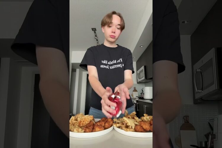 Making dinner as a lazy single dad of 2 kids #shorts