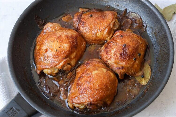 30-min. Easy Savoury & Tangy Chicken Adobo