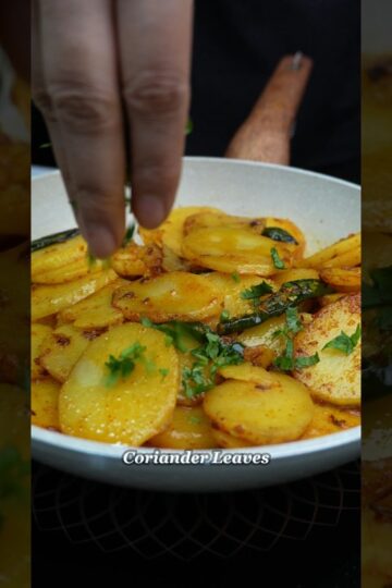 Quick Aloo Ki Sabji | Lunch Dinner Special 😋 #shorts