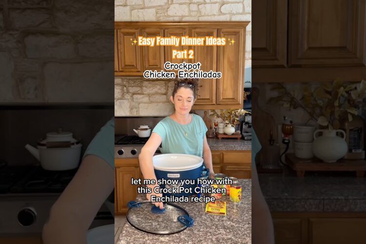 Easy Family Dinner Ideas: Crockpot Enchiladas #dinnerrecipe #crockpotrecipes #easydinner #momlife