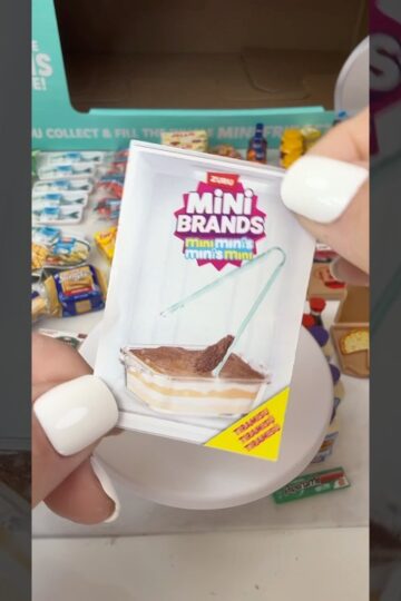 Tiramisu from the NEW MINI BRANDS  Fill the fridge series ☕️🍫 #minibrandsfillthefridge #minibrands