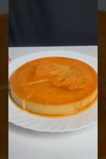 Caramel bread pudding 🍰 #shorts #shortvideo #asmrsounds #cooking #christmas #dessert