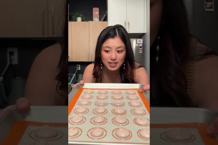 how to make chocolate macarons