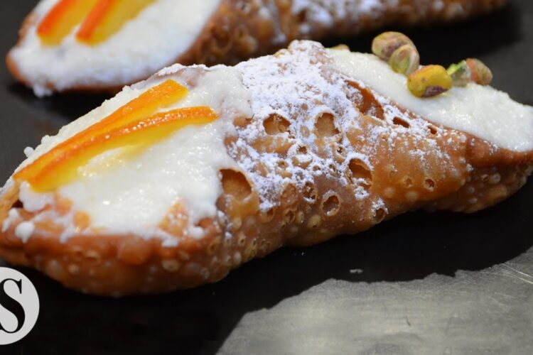 Cannoli siciliani: la ricetta originale di Piana degli Albanesi con Luca Petta e Giuseppe Costa