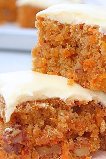 Super easy & moist CARROT CAKE recipe to feed a crowd! Carrot sheet cake