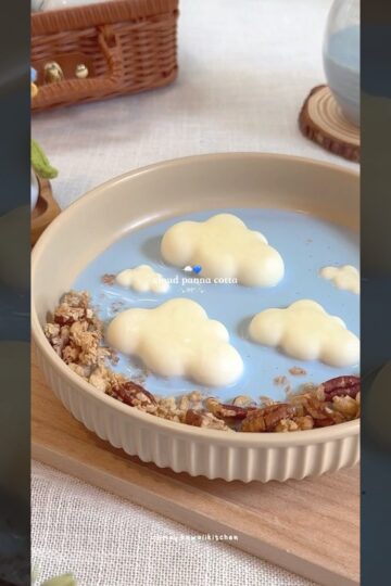 Cloud Panna Cotta ☁️✨