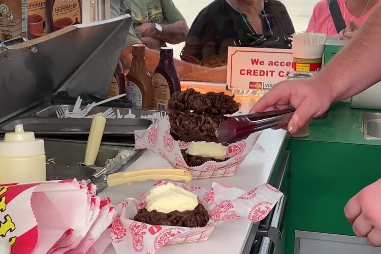 'Orie' funnel cake 'sandwich' debuts at Florida State Fair
