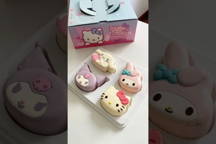 Eat sanrio ice cream cake with me #asmr #food #icecream #cake #sanrio #satisfying #summer