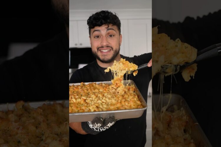 The BEST Mac N Cheese