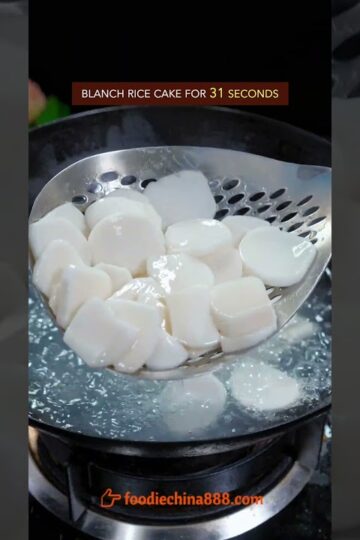 EASY STIR-FIRED RICE CAKE RECIPE #recipe #cooking #chinesefood #ricecake #comfortfood