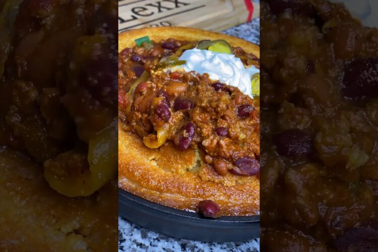 HOMEMADE CHILI BEANS THE SOUTHERN WAY | CHILI RECIPE FOR VLOGMAS DAY 2 #vlogmas