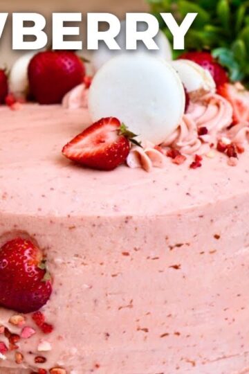 Easy Strawberry Cake Recipe You Will Love!