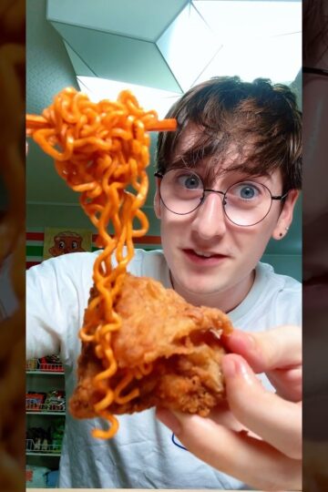 KFC Buldak Chicken Big Backtivities!
