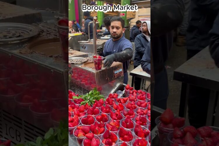 Borough Market Chocolate Covered Strawberries #shorts#chocolatecoveredstrawberries