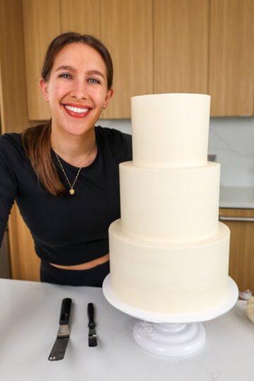 Making a Carrot Cake Wedding Cake #shorts