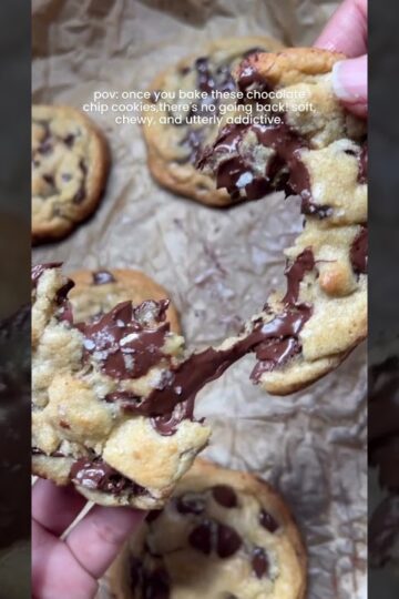 Chocolate chip cookies 🍪 ( recipe in description)