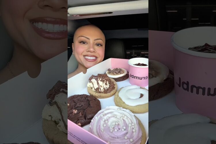 6/16 CRUMBL COOKIE REVIEW🍰#shorts